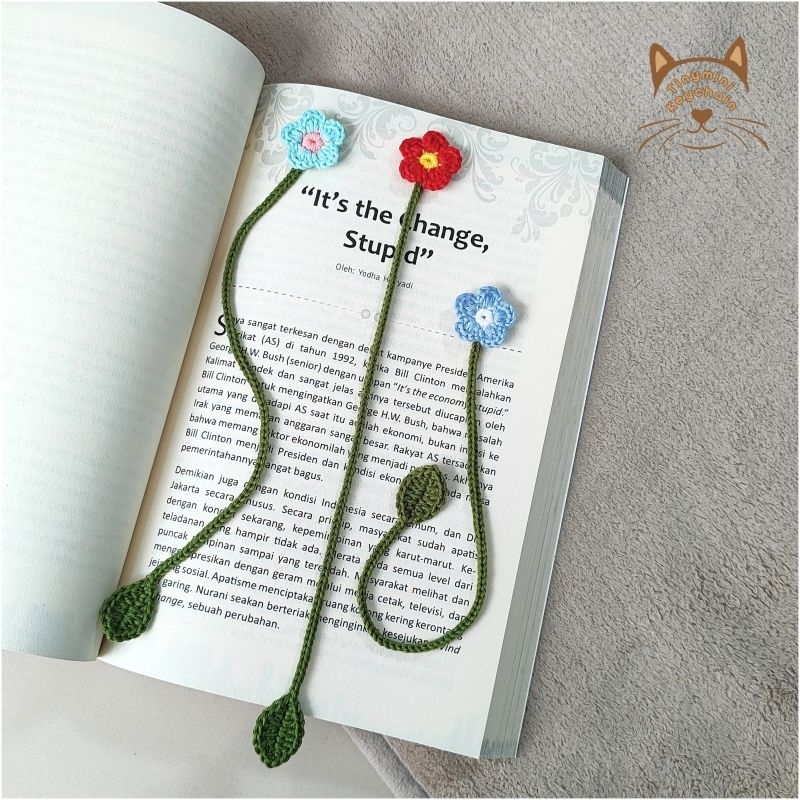 

Bookmark Tiny Flower - Bisa Request Warna - Pembatas Buku Rajut Bunga Kecil - Crochet