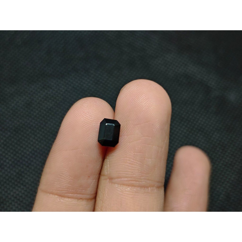 Natural Dark Blue Spinel Kode F19