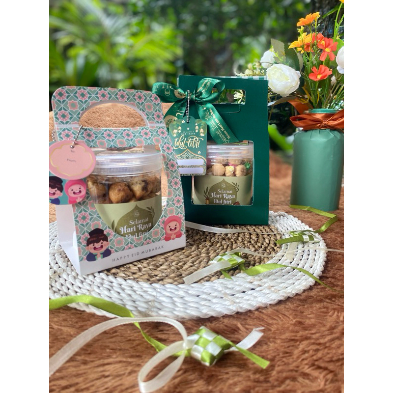 

Hampers Lebaran Kue Kering toples 600ml Palembang