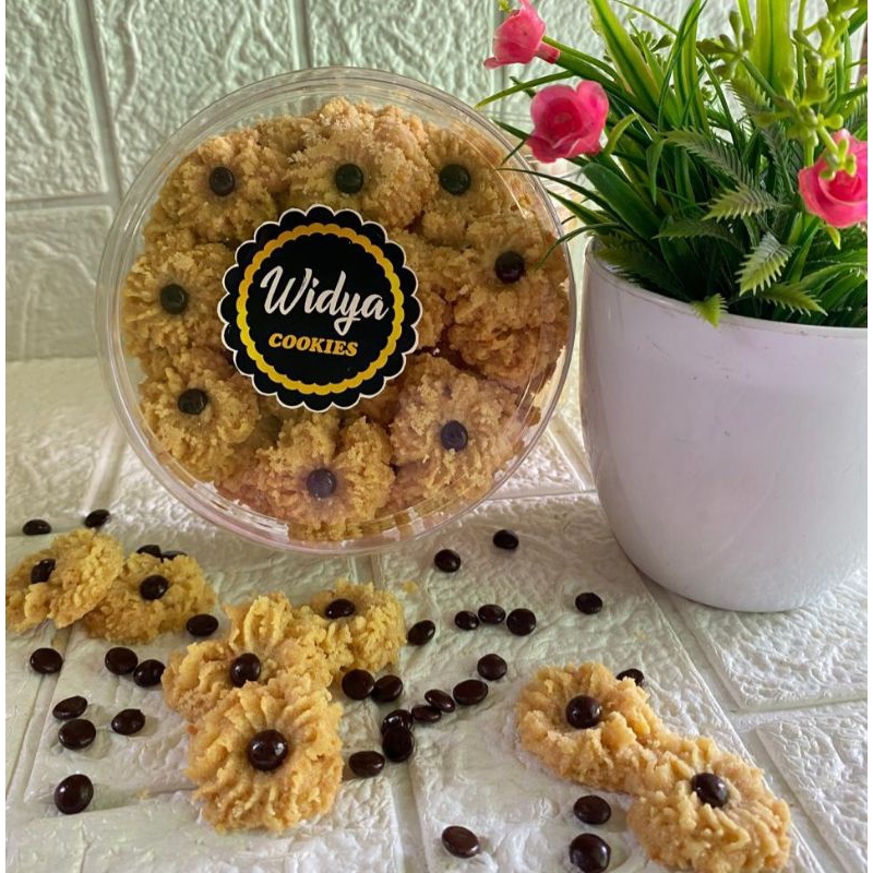 

KUE MAWAR ENAK 500G/KUE JADUL CEMILAN KELUARGA DIHARI RAYA DAN PAKET HANTARAN