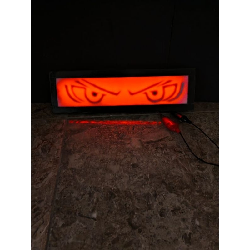 Lampu mata kedip rem mobil