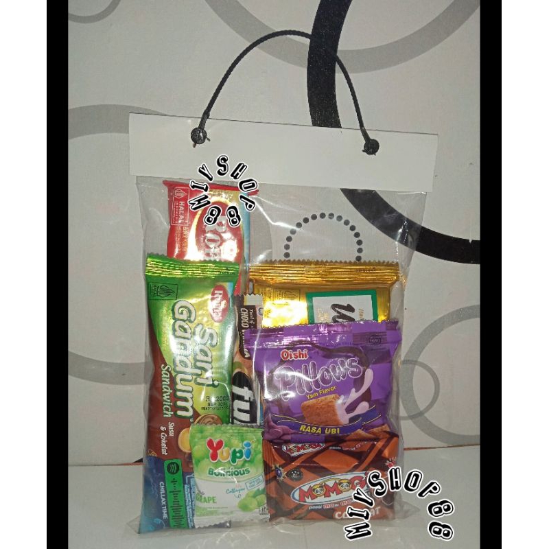 

Paket Snack 4 / Paket Snack Anak Paket Snack Lebaran Hampers Snack (Min. Order 10 bungkus)