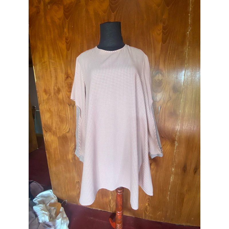 Preloved Aster Top Kamiidea