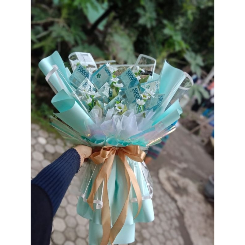 Bouquet Uang 10 Lembar / Bouquet Bunga/Buket Uang/ Hadiah Wisuda/ Ulang Tahun/ Anniversary