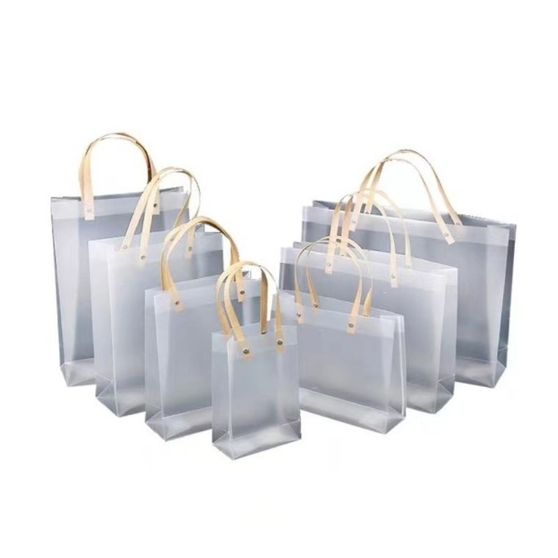 

TAS MIKA TRANSPARANT, TAS PVC DOFF, TAS HAMPERS PVC, TAS TENTENG SOUVENIR, TAS PLASTIK MIKA BENING, TAS KADO TAS ULANG TAHUN