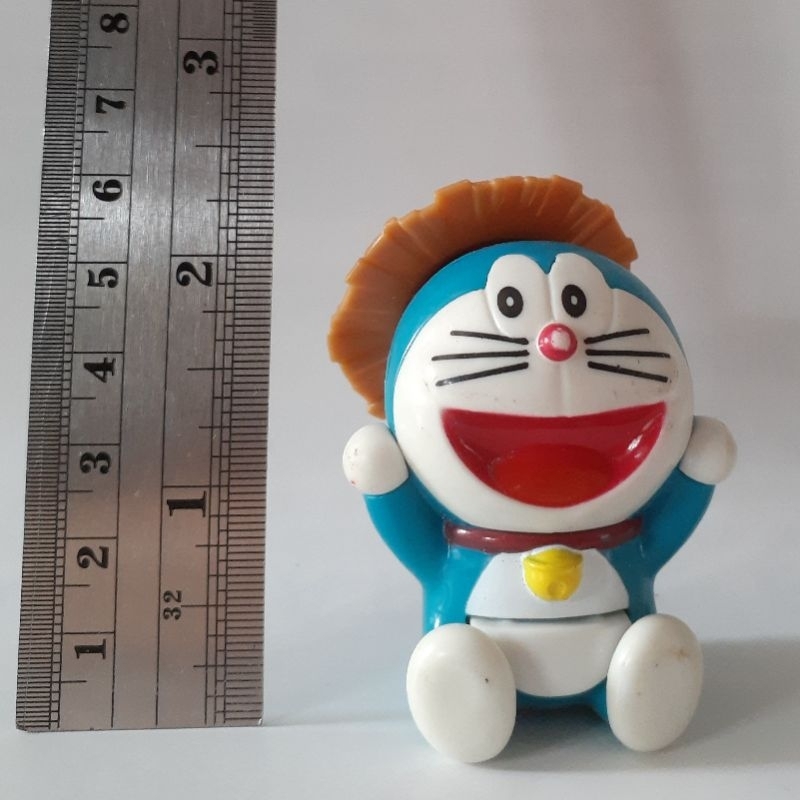 (A) Mainan preloved Figure Fujiko Pro Doraemon