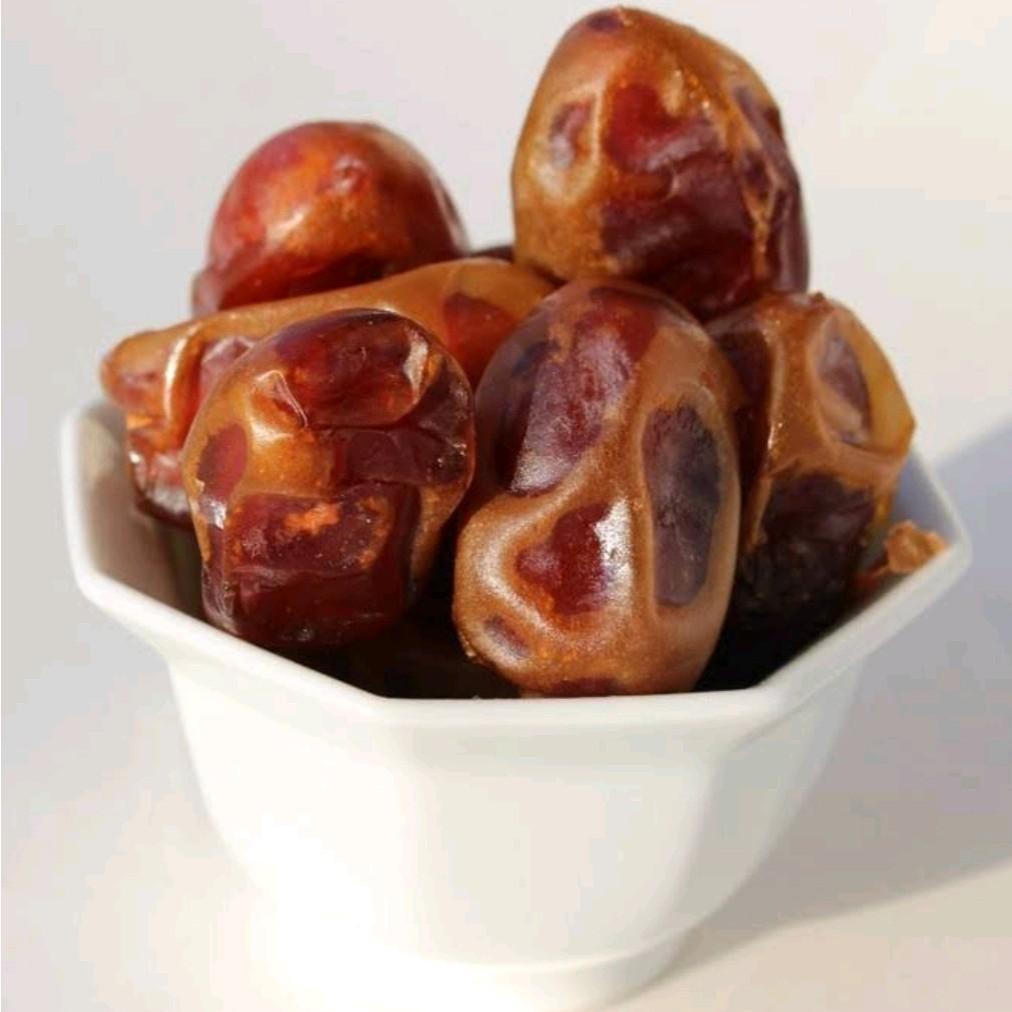 

Kurma Khalas Saad 1 kg Oleh Oleh Haji Umroh