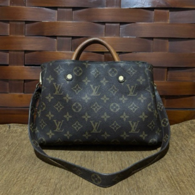 louis vuitton / lv montaige sling bag