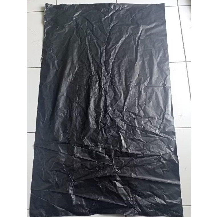 

PLASTIK HITAM TEBAL BESAR UKURAN ( 60×100 )
