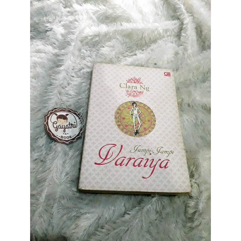 Jampi-Jampi Varaiya -- NOVEL INDONESIA/ROMANSA (Clara Ng)