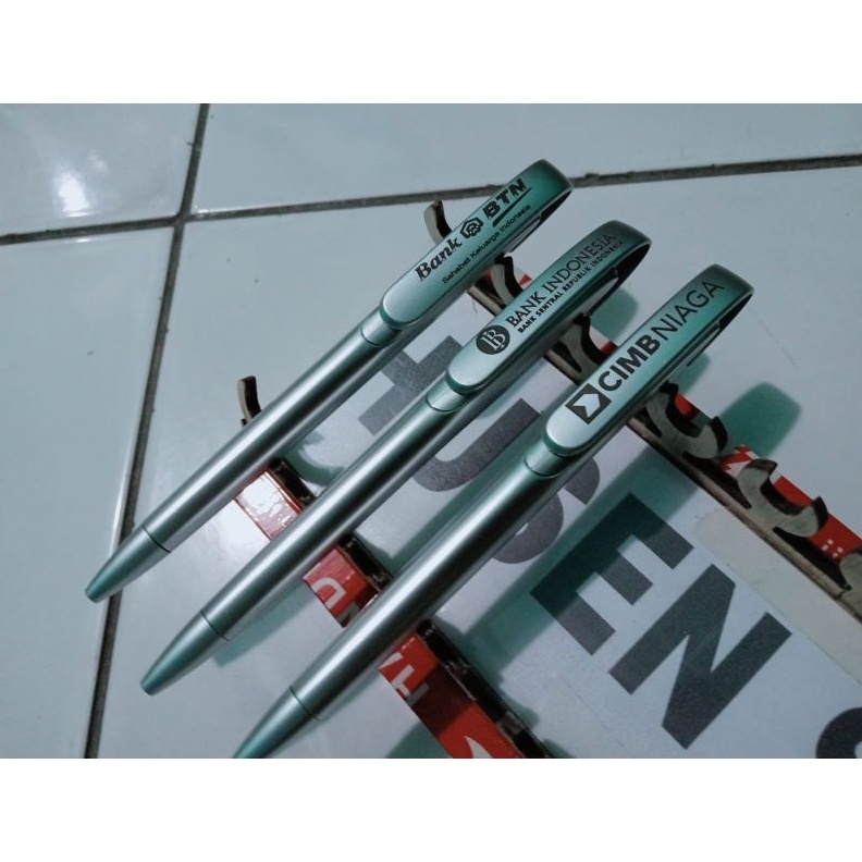 

Harga Spesial Limited No Minimal Pulpen Bolpoin Pena 5984 Gravier Laser