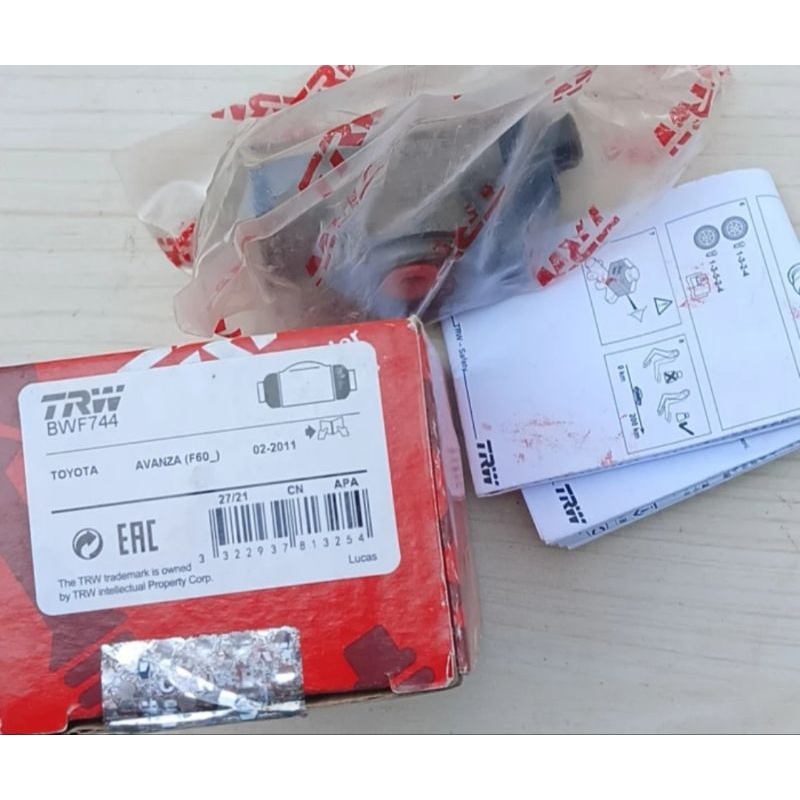 Master Rem Belakang Kanan Polos mobil Avanza Xenia - TRW BWF744