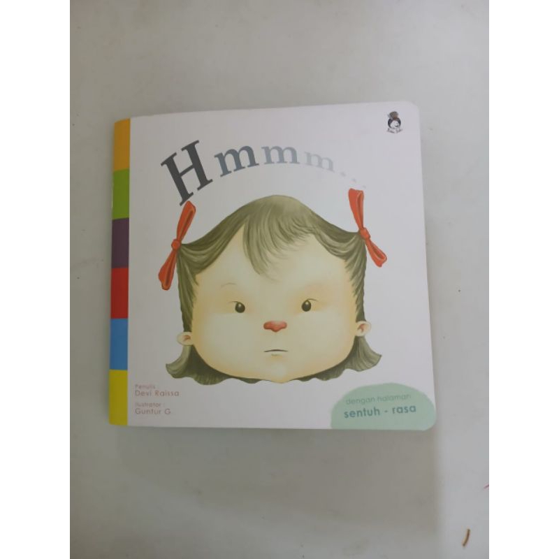 Rabbit Hole - Buku Hmmm (Paperback) - Buku Anak