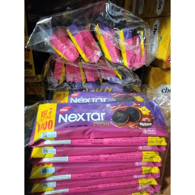 

Nextar Noir Cookies Sandwich ( isi 10 pcs )