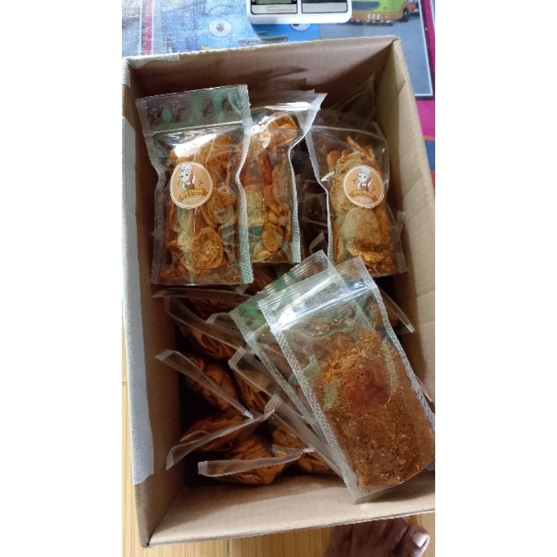 

Keripik Basreng Pedas Dan Original Daun Jeruk 100gr-500gr