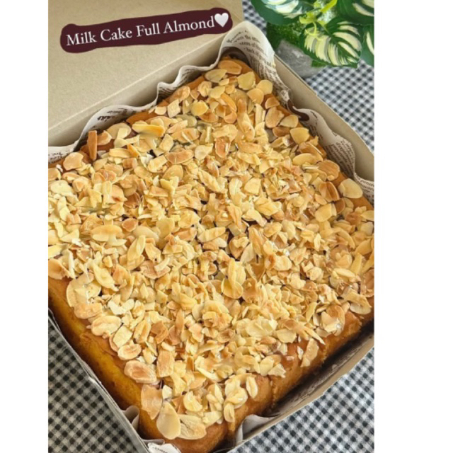 

Milk Cake Full Almond