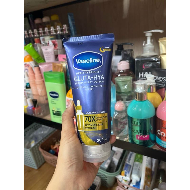 Vaseline Gluta-Hya Serum Lotion Overnight 200 Ml