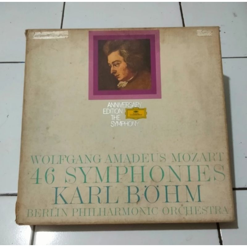 VINYL PIRINGAN 12 WOLFGANG AMADEUS MOZART (ISI PLAT 15 PH)