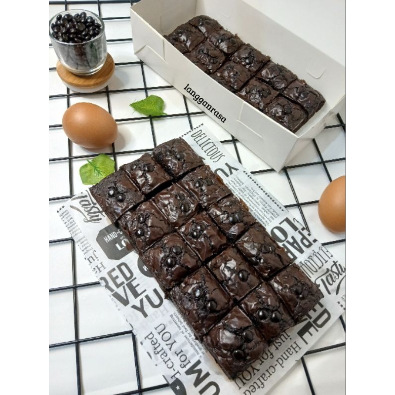 

Fudgy Brownies | Brownies Panggang 20x10