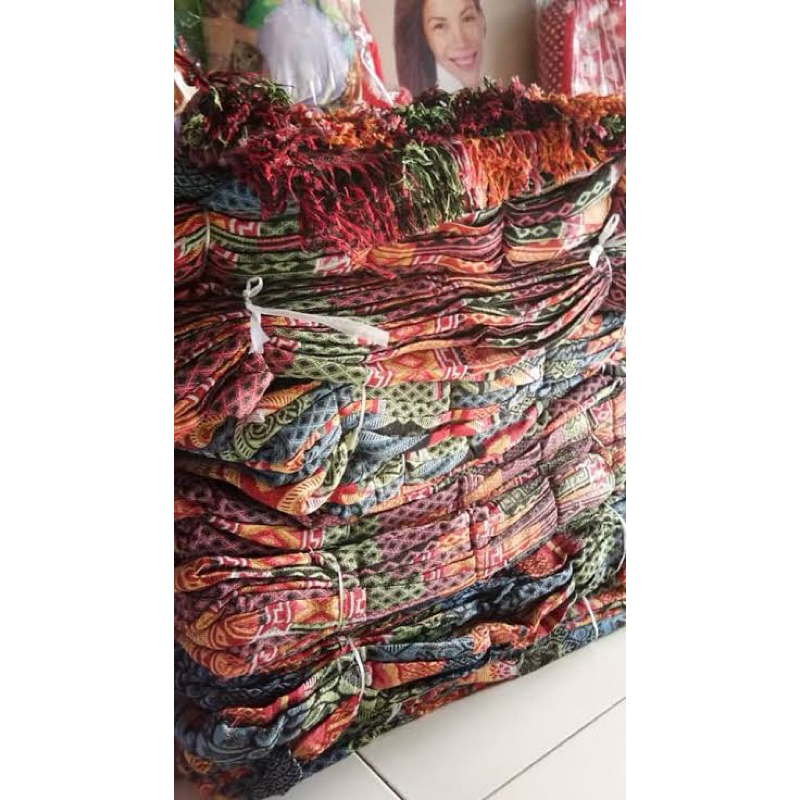 Hambal Rajut Color Pelangi