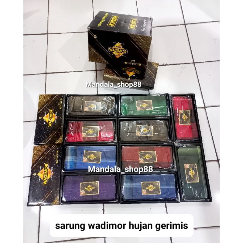 sarung wadimor motif hujan gerimis