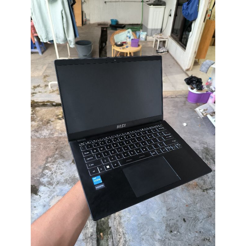 Laptop MSI Modern 14