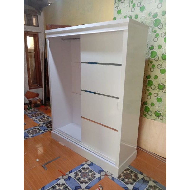 Almari Pakaian Minimalis Murah / Almari Sliding Murah / Lemari Pakaian