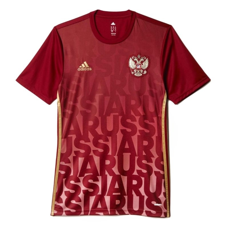 Obral jersey latihan langka Rusia