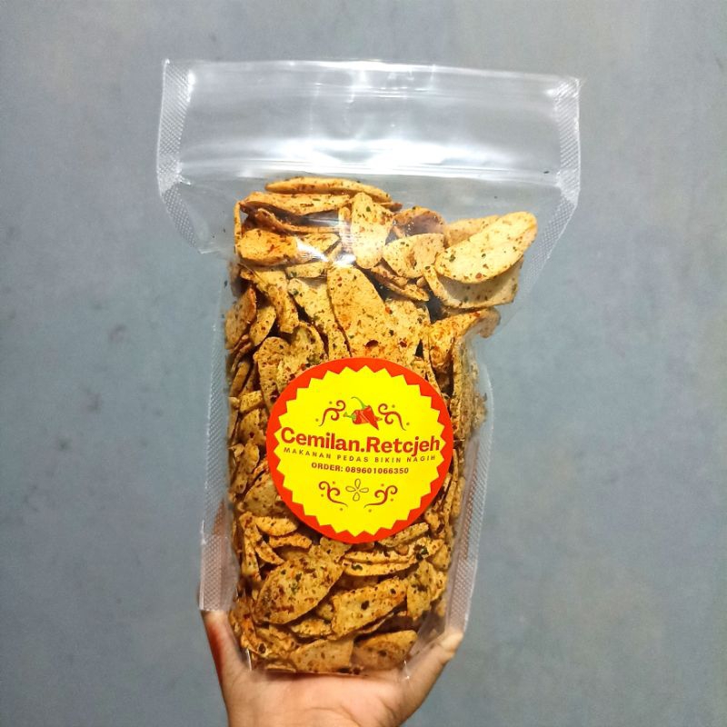 

Keripik Otak-otak Pedas Daun Jeruk 250gr