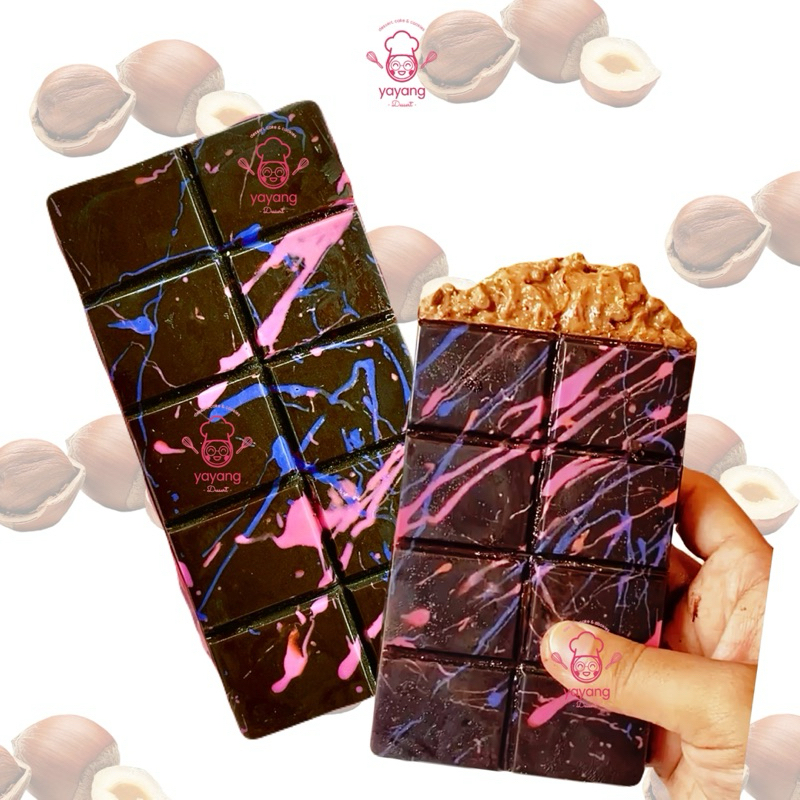 

RK60 Bundling B Coklat Dubai Pistachio Kunafa Jumbo 1pcs + Hazelnut Kunafa Jumbo 1pcs