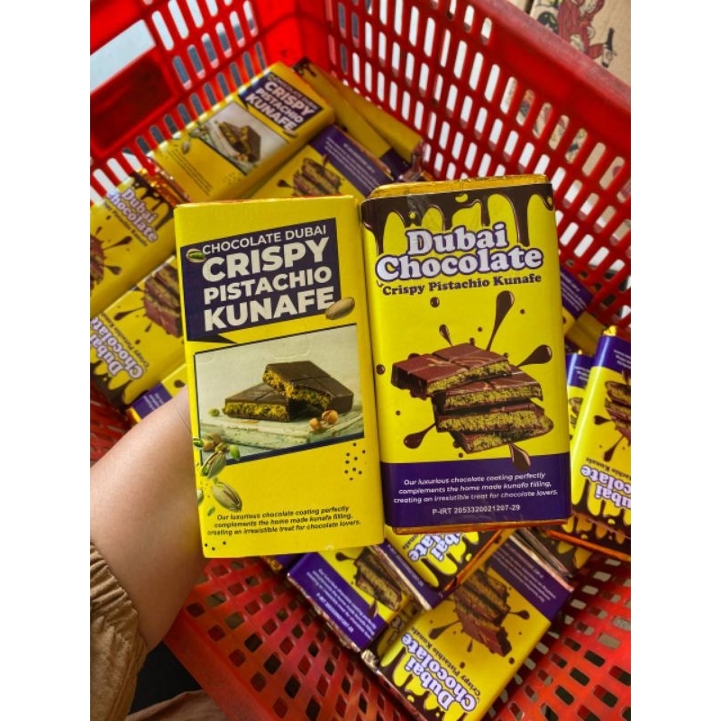 

COKLAT DUBAI PISTACHIO KUNAFE