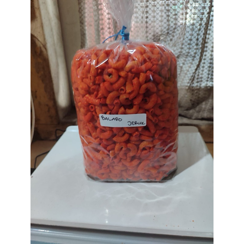 

Makaroni rasa Balado Jeruk (1kg,1/2kg,1/4kg)/makaroni kering tidak berminyak.