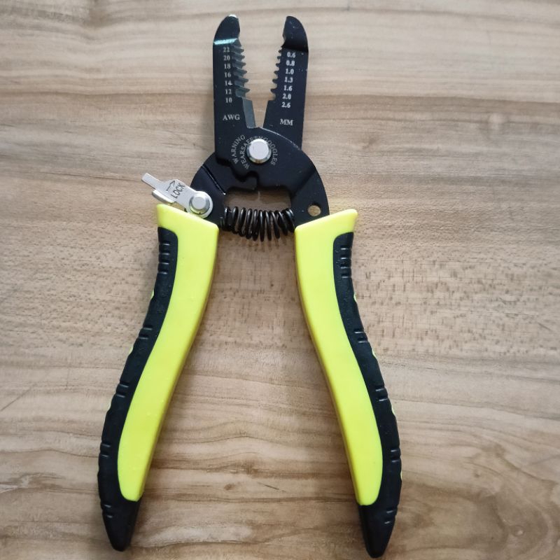 Tang Kupas Kabel 6" Kuning/Tang Potong Kabel Kinovo/TANG POTONG KUPAS KABEL LISTRIK MULTIFUNGSI