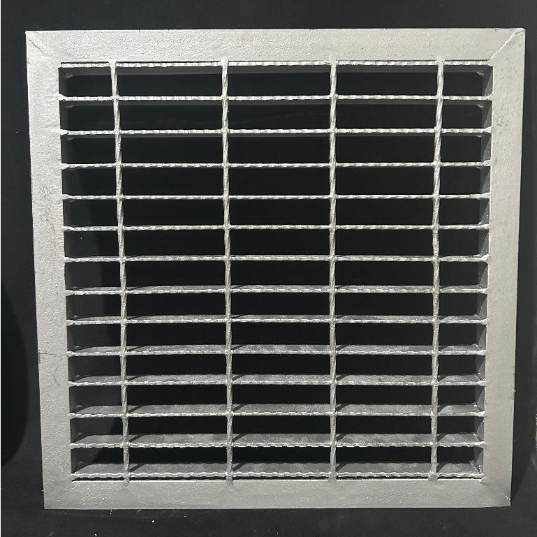 steel grating selokan persegi / steel grating anti karat / steel grating anti rusak