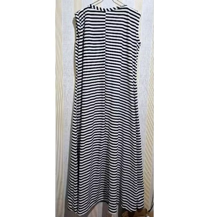 *NET* GAMIS JUBAH WANITA KAOS TANPA LENGAN STRIPE HITAM PUTIH (PRELOVED)