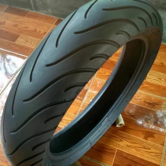 Ban motor ukuran 140/70 ring 14