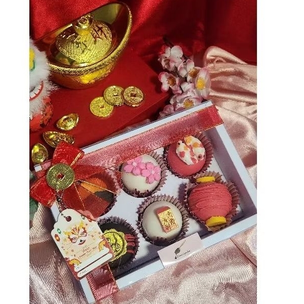 

CHOCO BOMBS CNY / CHINESE NEW YEAR HAMPERS / CNY HAMPERS / HAMPERS IMLEK, COKELAT IMLEK, COCOA BOMBS, HOT CHOCOLATE BOMBS / CHOCO BOMB