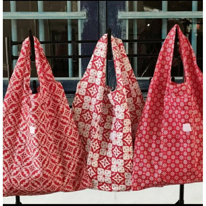Tas belanjaLipat batik