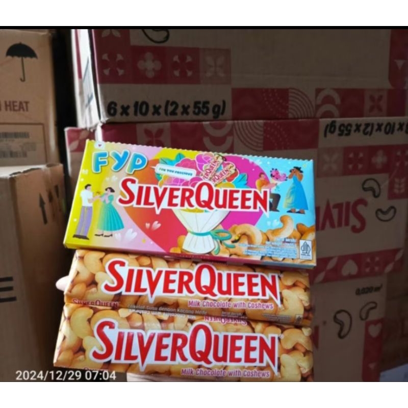 

SILVERQUEEN COKLAT CASHEW VALENTINE EDITION 55GR 1 PACK ISI 2 - ECER