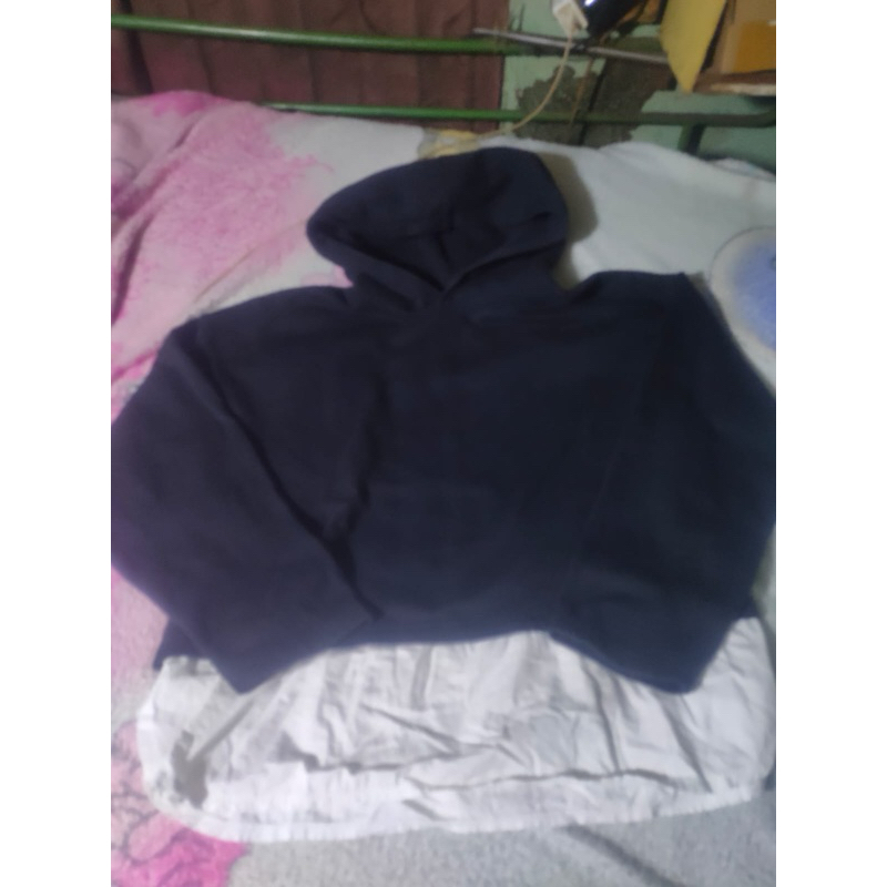 Hoodie Hitam uniqlo