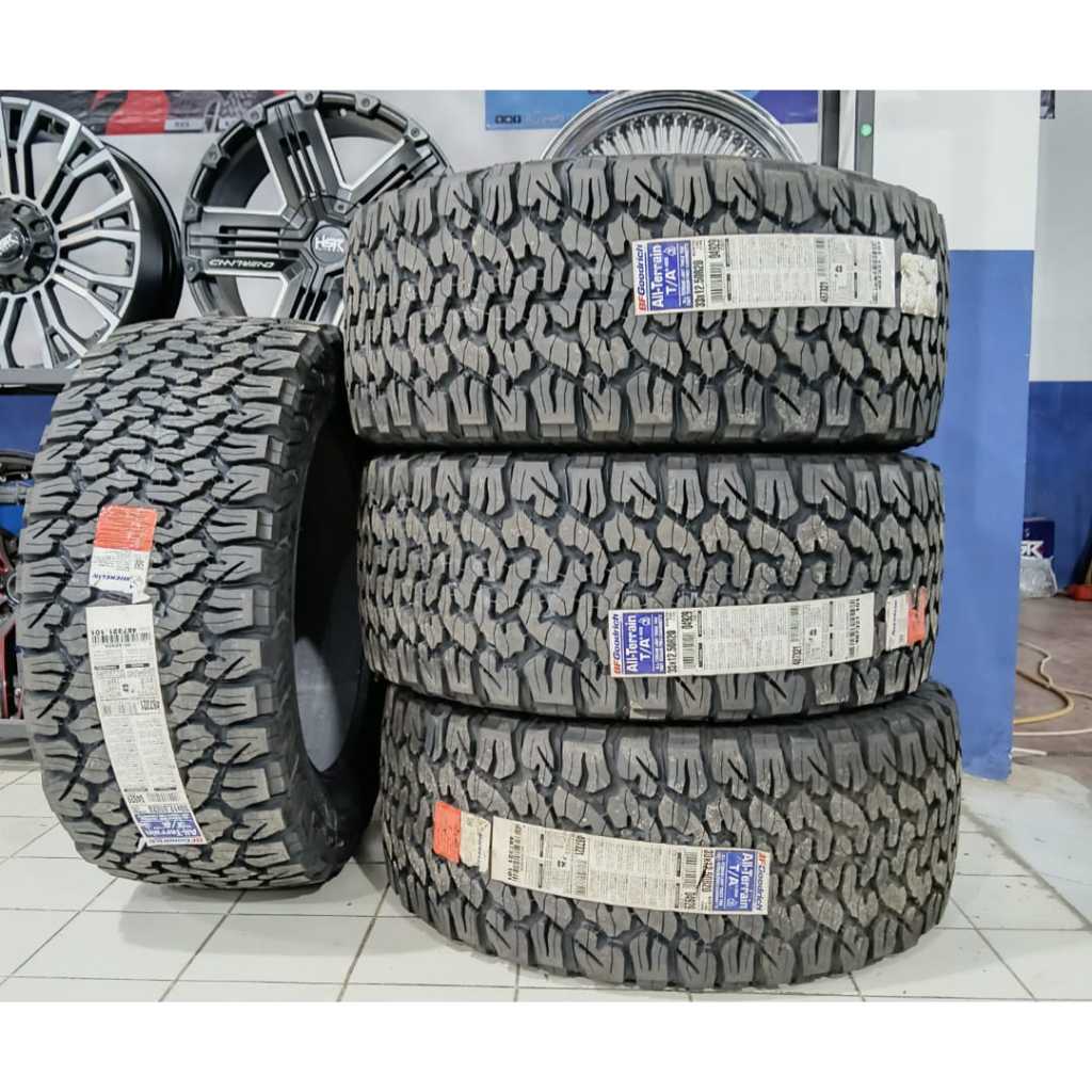 BAN MOBIL Ford ( Everest ) Hummer ( H3 ) BF GOODRICH A/T K02 33 12,5 R20