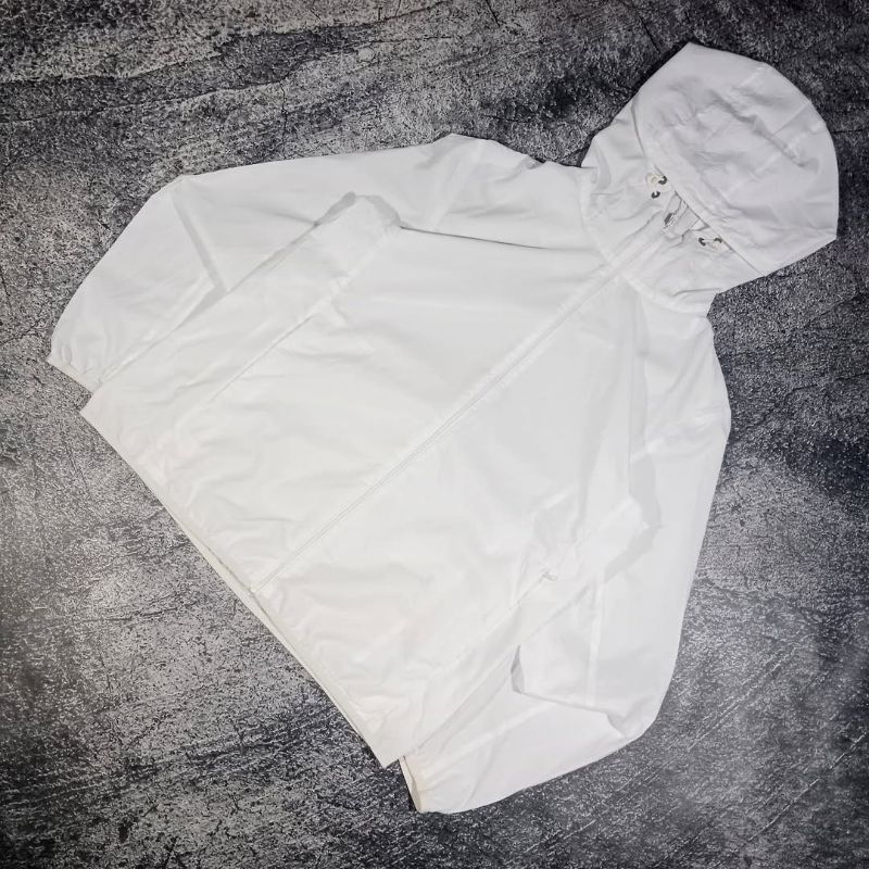 Jacket Running Putih UNIQLO Original