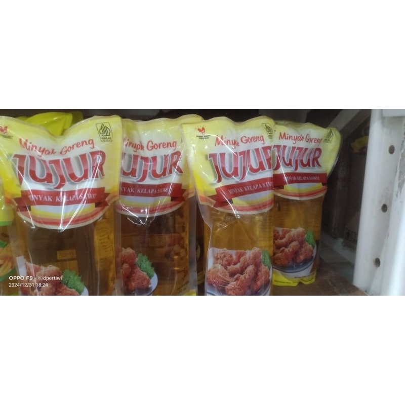 

minyak goreng jujur 1 liter,perkarton isi 12 pouch
