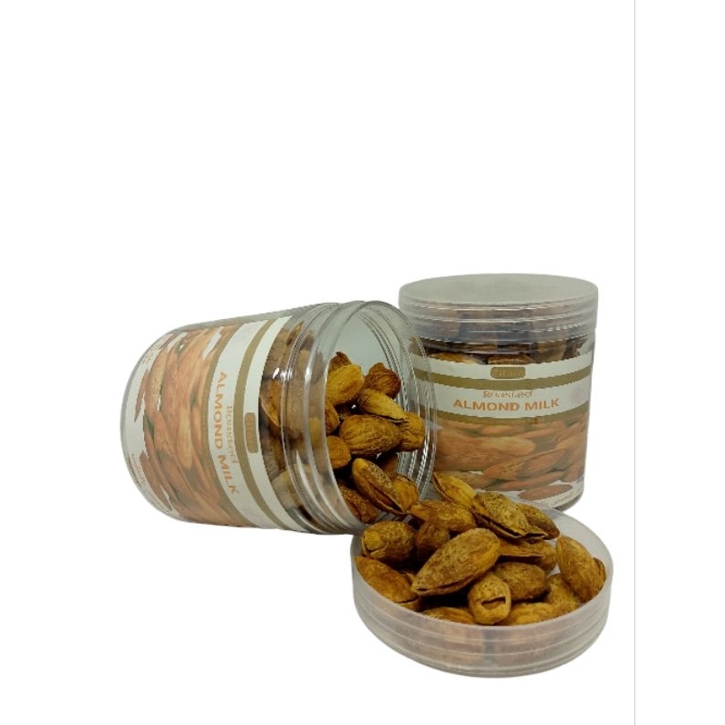 

Kacang Almond Roasted Creamy 250 gr Toples Premium