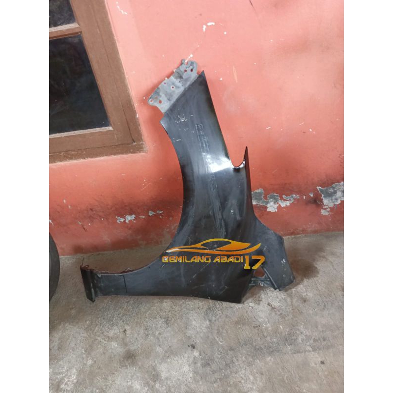 fender mazda 2 old 2011 2012 kiri ori second