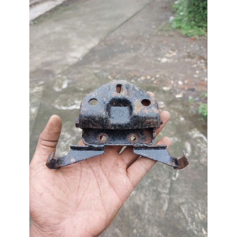 Engsel Jok Honda Astrea Grand Astrea Prima Star Original