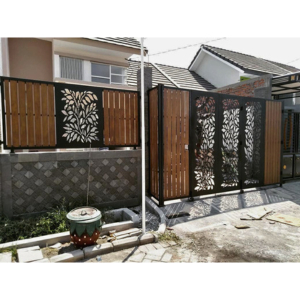 Pagar rumah minimalis motif kayu grc terpasang di surabaya