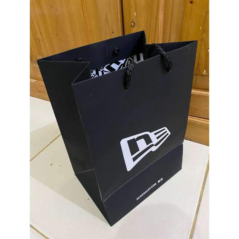 

paper bag NE original - preloved