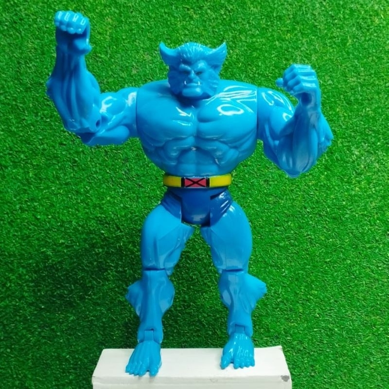Vintage 1994 Marvel Legends 5" Blue Beast X-Men Action Figure