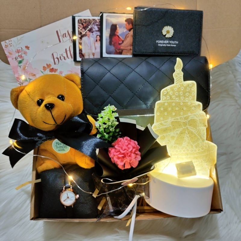 

Kado hampers part 6 gift box cewek ulang tahun